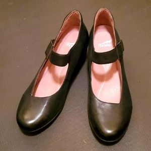 Dansko Mary Jane Shoes, Black, Size 39